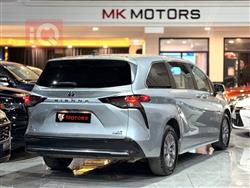 تويوتا سيينا